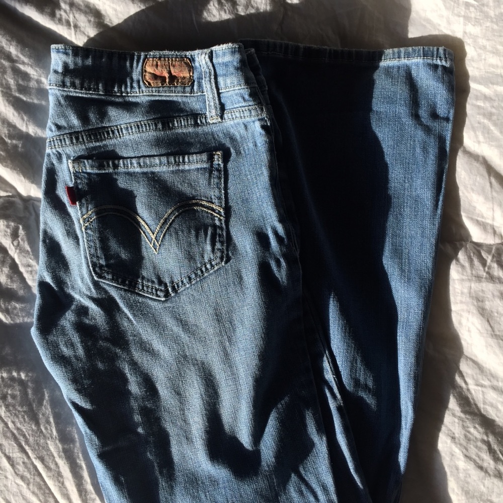 Low cut Levi’s 518